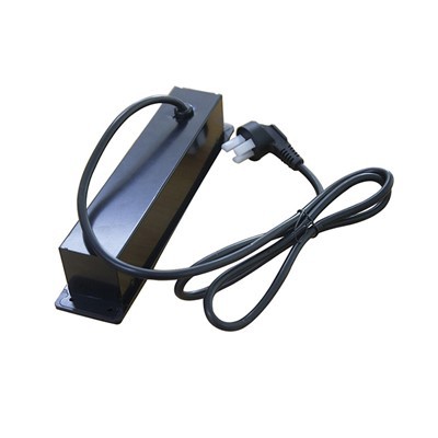 Stalinio kompiuterio spaustuko maitinimo juostelė